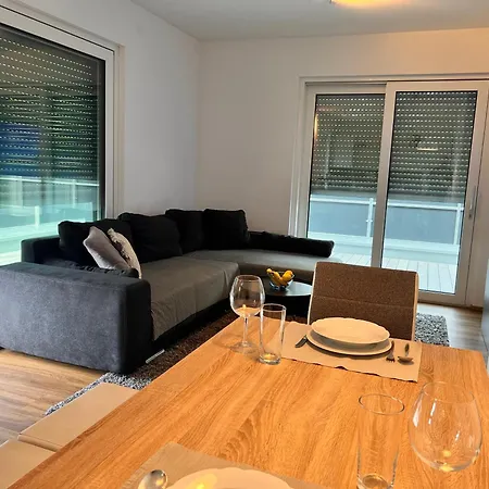 Modernes City-apartment - Top-lage In Apartament *