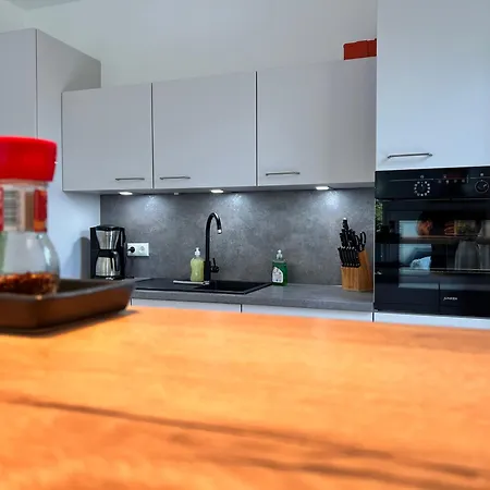 Modernes City-apartment - Top-lage In Nuremberga